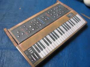 Minimoog Papercraft