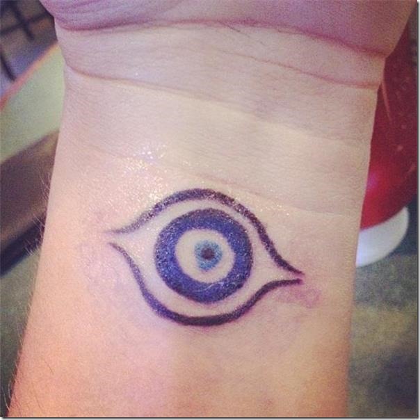 el-pulso-es-uno-de-los-lugares-predilectos-para-tatuarse-el-ojo-griego