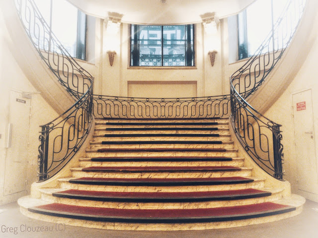 Les anciens escaliers des rotondes du Printemps ne servent plus aujourd'hui à la circulation.