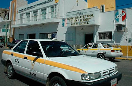 Taxistas de Chetumal desconocen a su líder; se arma trifulca con saldo de 2 detenidos, un herido y dos unidades dañadas