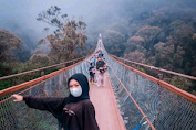 Jembatan Rengganis Suspension Bridge yang Hits di Bandung
