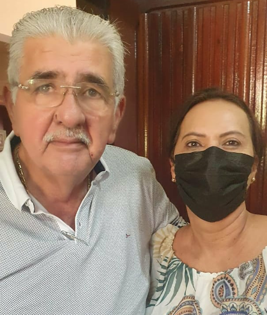 Vereadora Carmelia da Mata parabeniza ex-prefeito Antônio Henrique pelo seu aniversário neste domingo. 