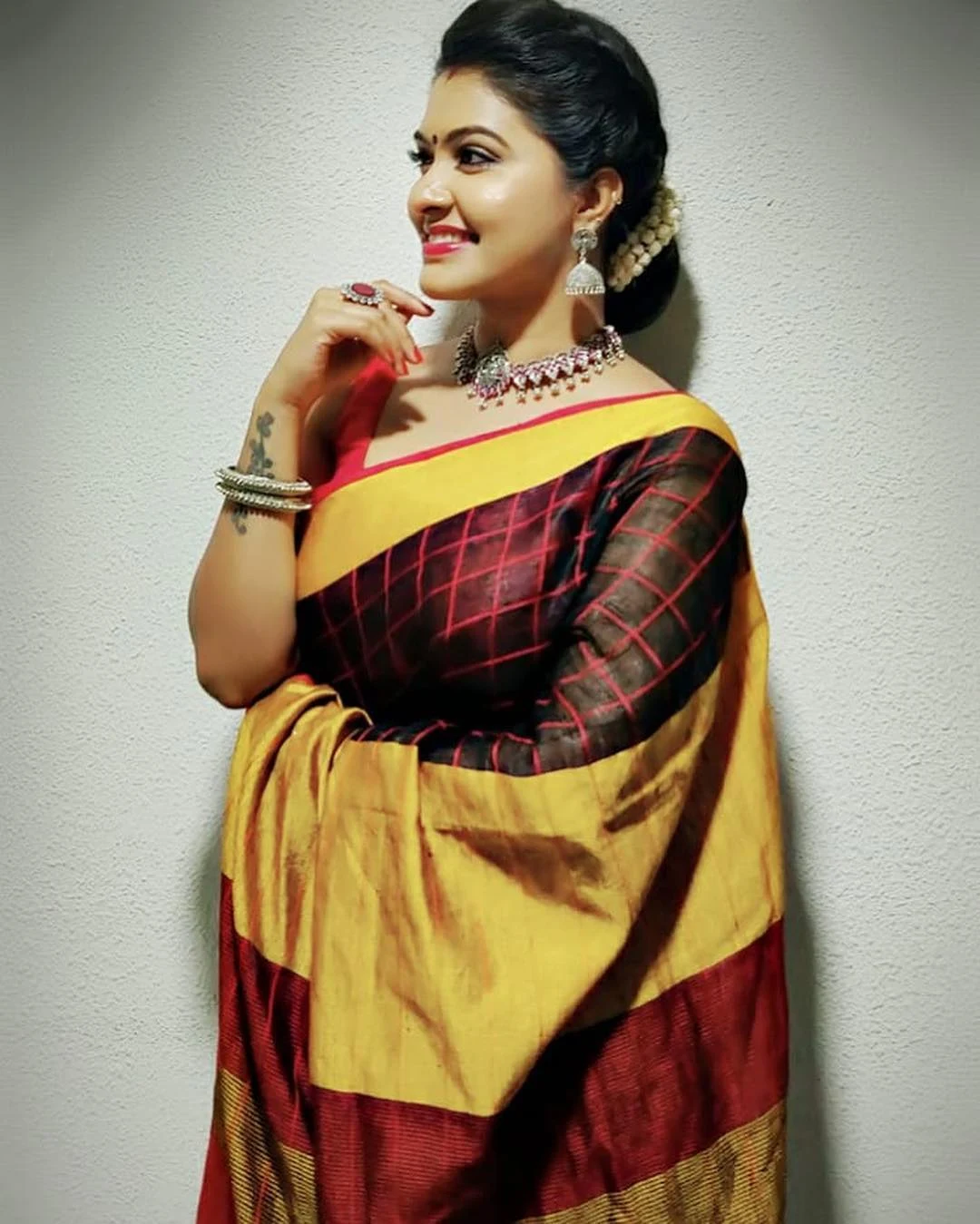 Rachitha Dinesh Latest Designer Saree Stills