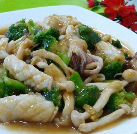 Resep Cumi Brokoli Tumis Saus Tiram