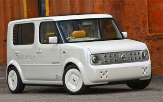 Nissan Denki Cube-1