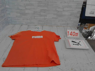 中古品　子供服　140㎝　PUMA　オレンジカラー　半袖Tシャツ　398円