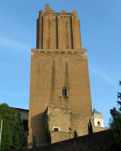 Torre delle Milizie, Salita del Grillo, Rome