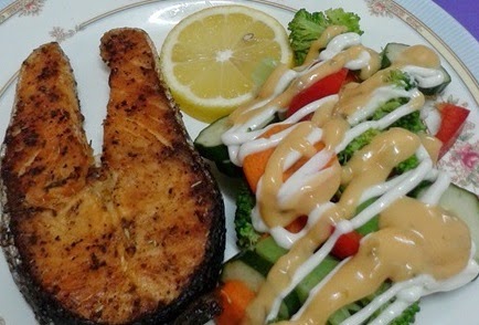 Salmon Grill With Salad