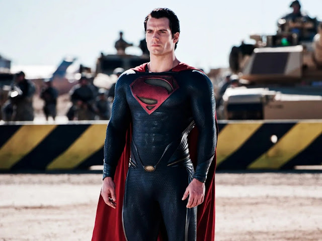 Clark Kent không chỉ trở thành siêu nhân nhờ mặc “áo choàng” (ảnh: WIRED).