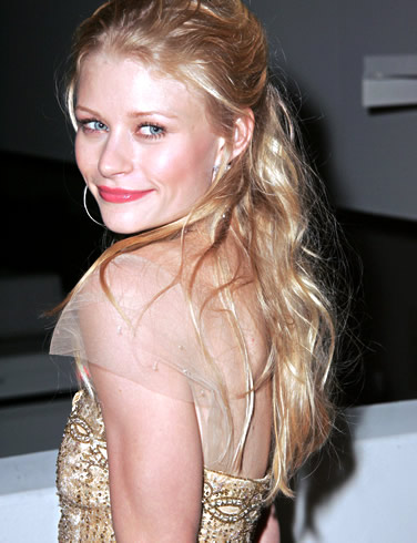 emilie de ravin actriz de cine fotos