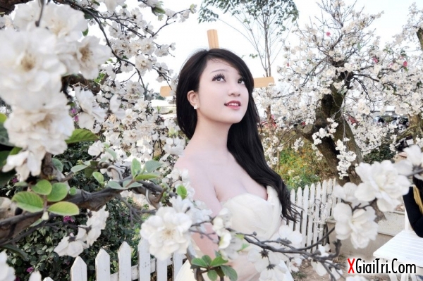 Trang Cherry khoe sắc cùng xuân