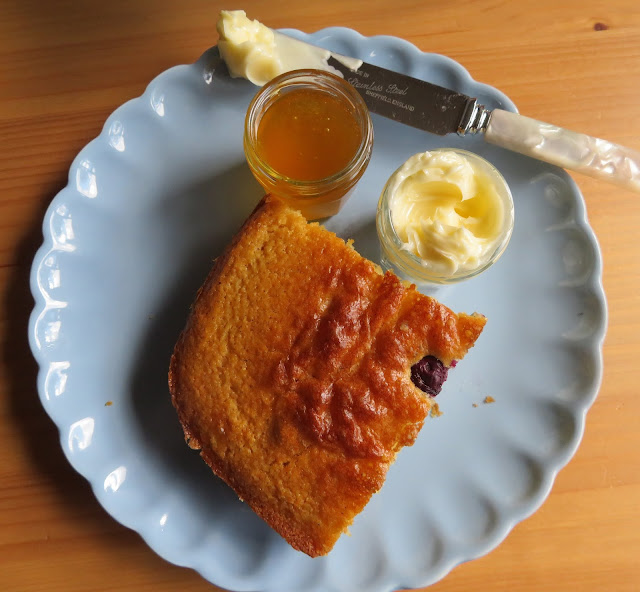 Blueberry & Vanilla Breakfast Corn Bread