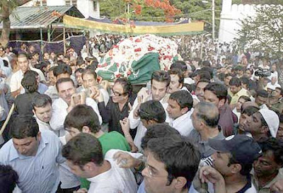 Feroz Khan Funeral Pictures