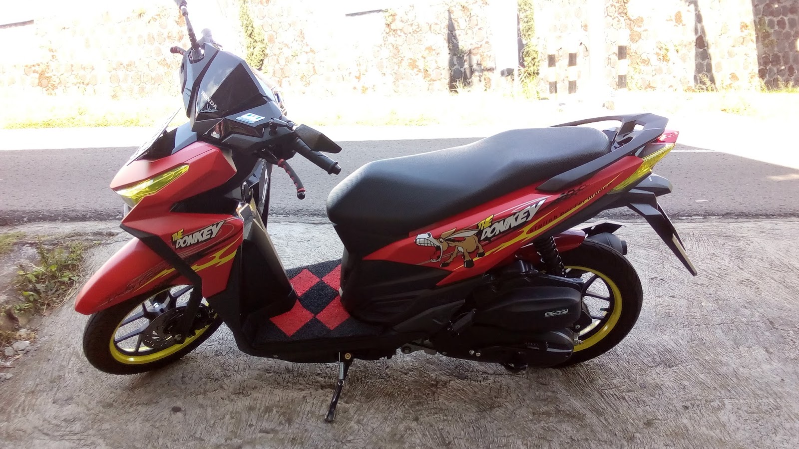 Ide 94 Modifikasi Stiker Motor Vario Techno Terbaik Motor Punk