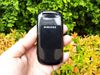 Samsung Caramel E1270 Seken Dual SIM Flip Phone Mulus