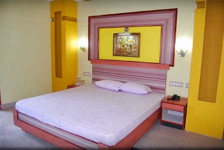 http://gosiddhi.com/puri-hotels/