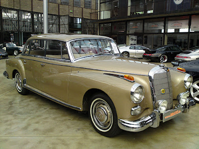 Mercedes Benz Adenauer 