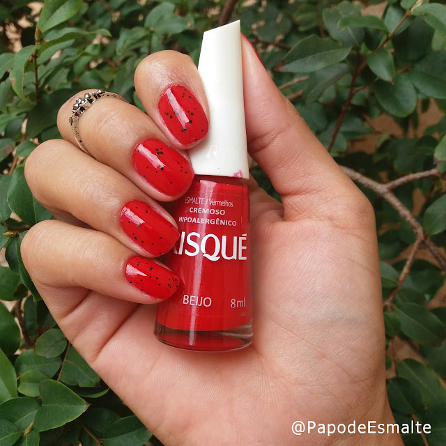 Esmalte da Vez: Beijo da Risqué e Morango da Color Trend