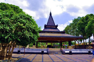 Hasil gambar untuk makam bung karno