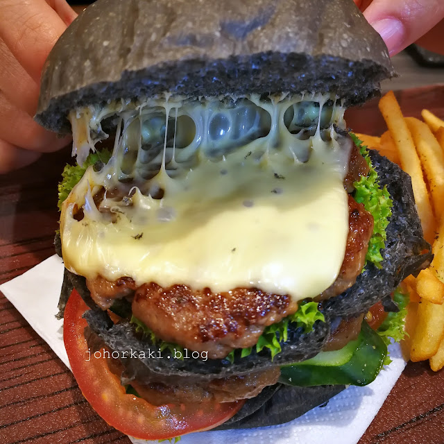 OLEG-gCafe-Charcoal-Burger-Waffle-City-Square-AEON-Tebrau-Dato-Onn