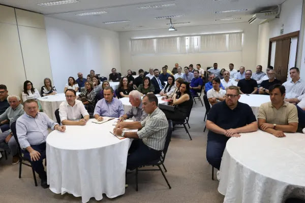 Cícero Lucena realiza 1° encontro com nova equipe, anuncia Odon Bezerra como líder e Emano Santos para a Articulação Política