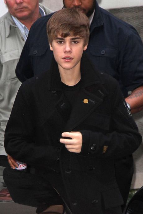 justin bieber 2011 haircut march. justin bieber new haircut 2011