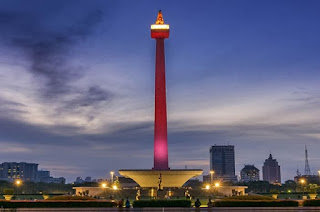 Monas atau Monumen nasional Jakarta