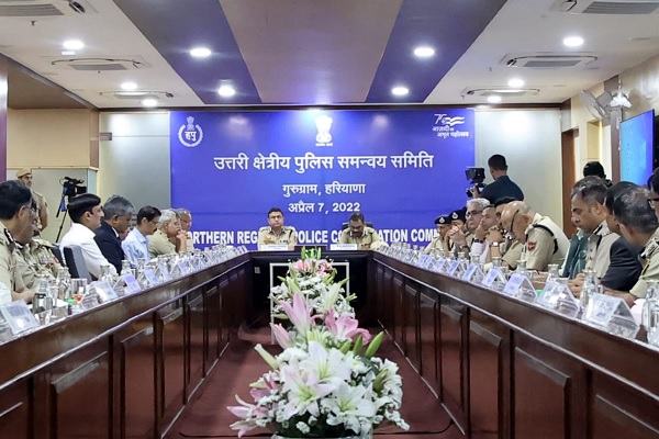 Emphasis-given-on-increasing-inter-state-coordination-to-deal-with-crime-all-police-chiefs-of-other-states-including-Haryana-were-present