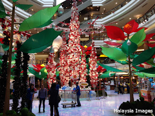 Christmas decorations 2016 at 1 Utama Shopping Centre, Petaling Jaya (December 21, 2016)