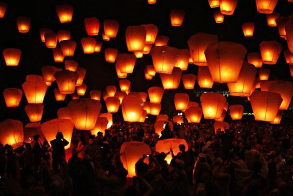 I thought this sky lantern tradition found in some Asian cultures 