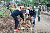 KNPI dan Camat Tambun Selatan adakan Jumat Bersih di Sepanjang Inspeksi Kalimalang 