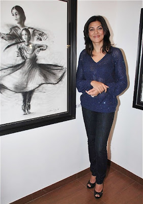 Sushmita Sen Launches Charcoal Exhibition by Gautam Patole