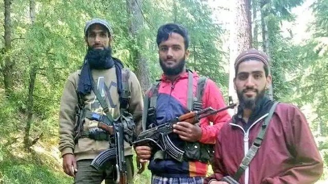Three youth who posted pictures with weapons arrested in Kupwara