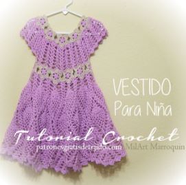 Vestido tejido para niña