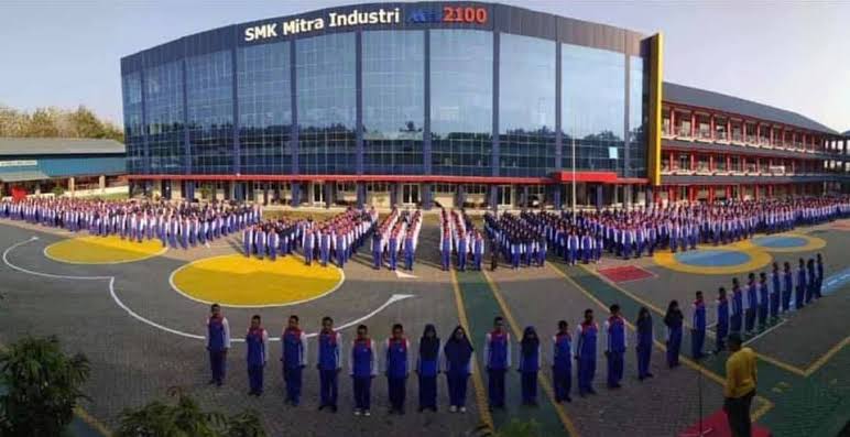 Temukan Lowongan Kerja Terpercaya di BKK Mitra Industri