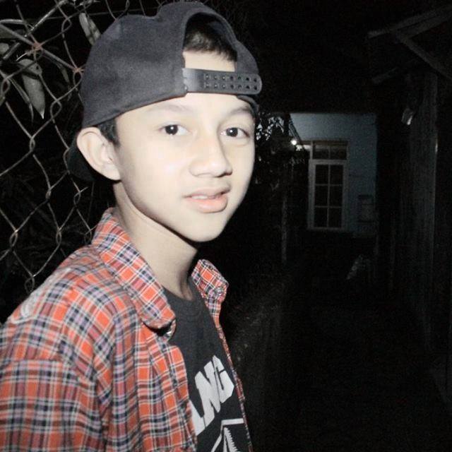 Dion Pratama Cowok Kece