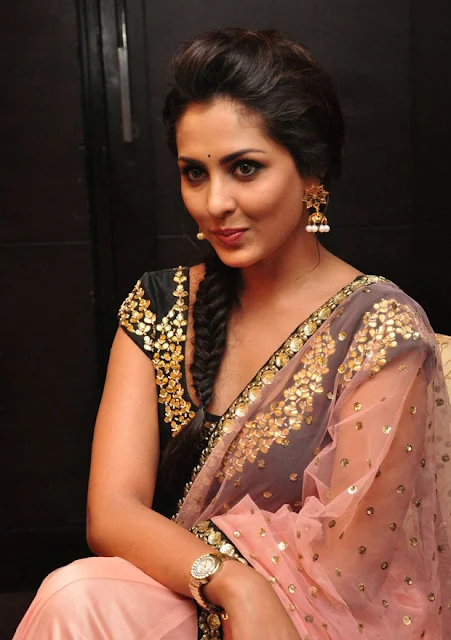 Tollywood Celebrities Madhu Shalini At Cheekati Rajyam Success Meet Photos