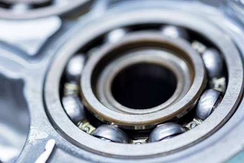 5 Important Considerations for Selecting the Right Deep-Groove Ball Bearing