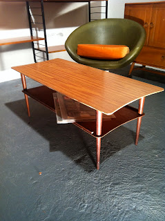 1970s coffee table with magazine rack 