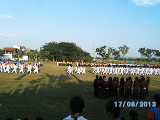 Upacara bendera HUT Kemerdekaan RI 2013