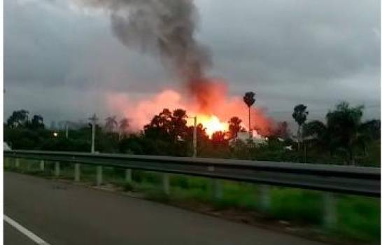 Suben a nueve los heridos por fuego en envasadora de gas en Licey al Medio