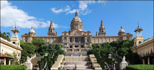 Liburan ke Museu Nacional d’Art de Catalunya 