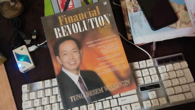 resensi-buku-financial-revolution