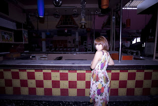 Kayo Noro Japanese Sexy Idol Sexy Floral Robe Photo Gallery 5