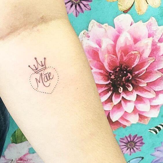 beautiful small tattoos with flowers