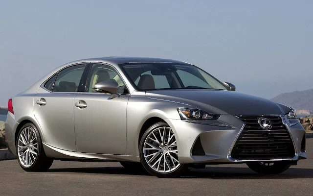 Lexus IS 2017