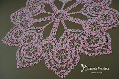 Tatting doily - Centrino a chiacchierino