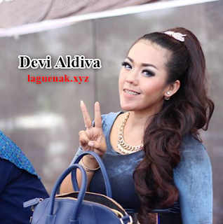 Download Lagu Terbaru 2017 Dangdut Koplo Devi Aldiva Mp3 Full Album Terlaris