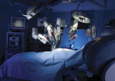 Un robot realiza con éxito una operación sin asistencia humana