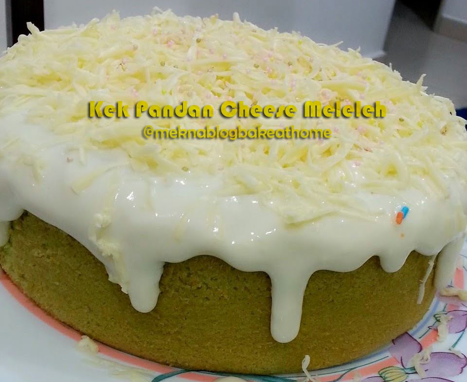 MeknaBlog BAKEatHOME: PANDAN SNOW CHEESE CAKE MELELEH